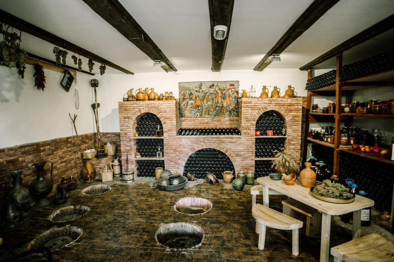 Hotel Chateau Dzveli Gavazi à Akhalsopeli  Extérieur photo