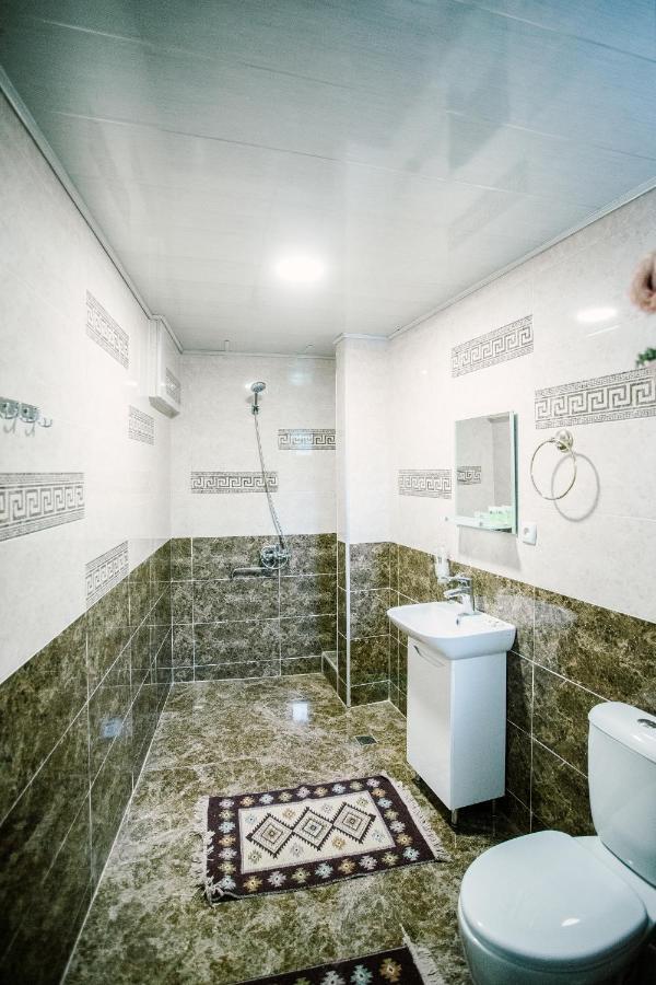 Hotel Chateau Dzveli Gavazi à Akhalsopeli  Extérieur photo